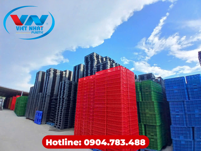 Hình ảnh kho hàng ở nhà máy - Nhựa Việt Nhật - Công Ty TNHH Nhựa Việt Nhật