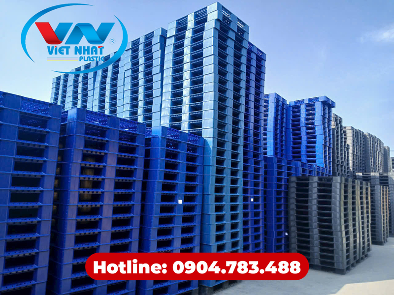 Hình ảnh kho hàng ở nhà máy - Nhựa Việt Nhật - Công Ty TNHH Nhựa Việt Nhật