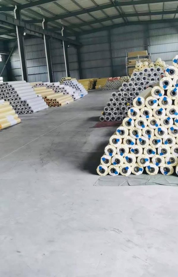 Hình ảnh kho hàng Công ty Bạt Che Topsun