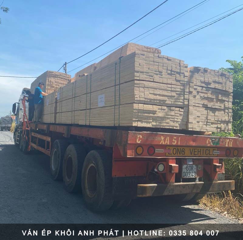 Ván ép thanh LVL - Váp ép Khôi Anh Phát -  Công Ty TNHH Thương Mại Dịch Vụ Sản Xuất Khôi Anh Phát