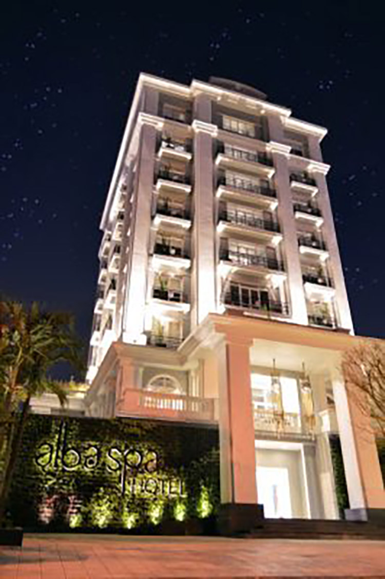 Khách sạn Alba Spa Hotel