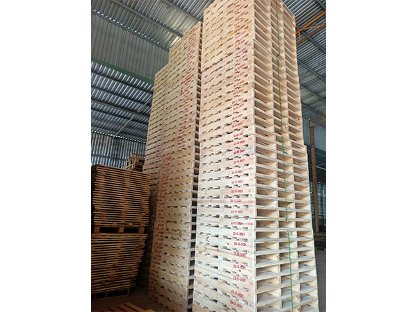 Pallet kê hàng trong kho - Phôi Gỗ Nhiệt Thuận Thịnh - Công Ty TNHH Nhiệt Thuận Thịnh