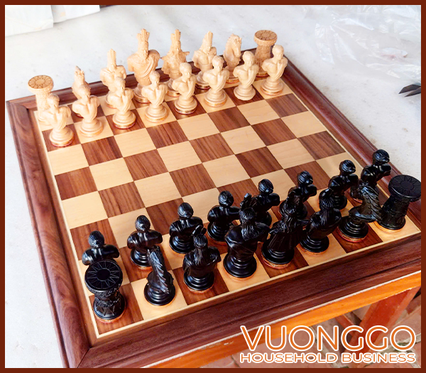 Bàn cờ vua gỗ