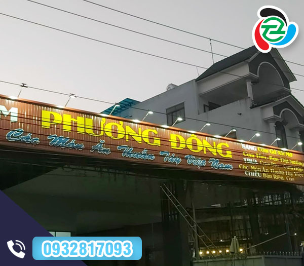 Bảng hiệu quảng cáo nhà hàng Phương Đông