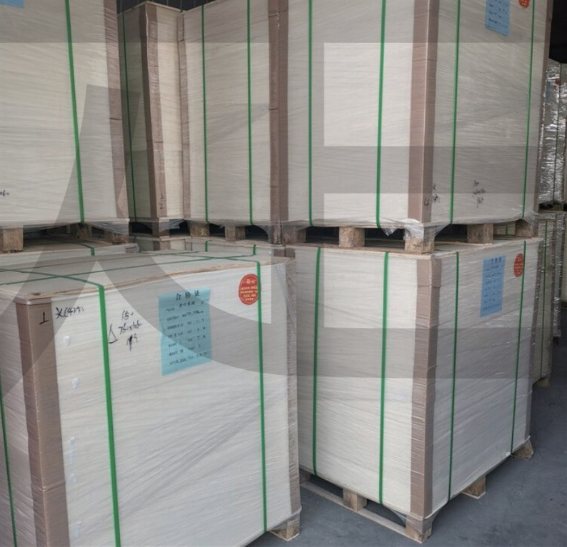 Hình ảnh kho hàng Lisen International Limited - Giấy Duplex Lisen - Lisen International Limited