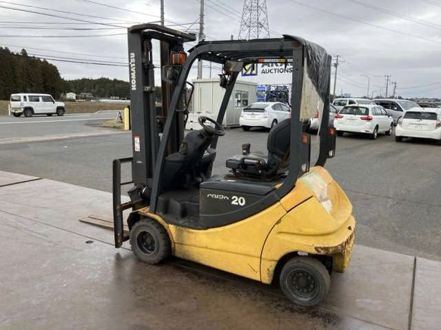Xe nâng điện Komatsu FB20A-12 – 852894 (2017)