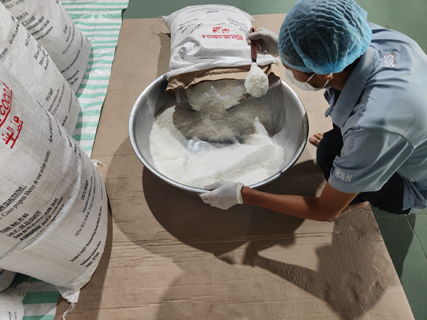 Nhà máy sản xuất cơm dừa công ty Tutilan