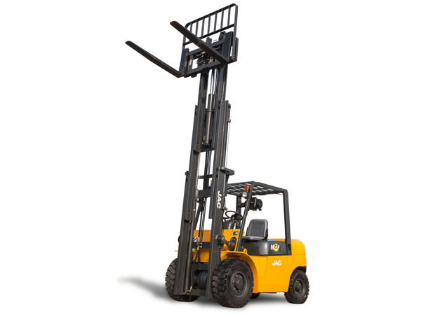 Xe nâng dầu 3 - 4.5 tấn - Xe Nâng Hàng Xing Yi - Công Ty TNHH Xing Yi