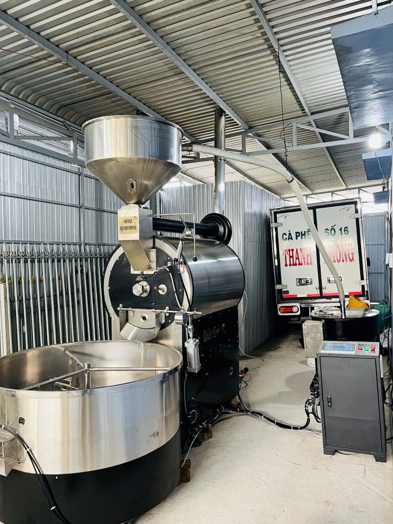 Bàn giao máy rang cà phê 60kg cho thương hiệu Vũ Nguyên Coffee tại Daklak