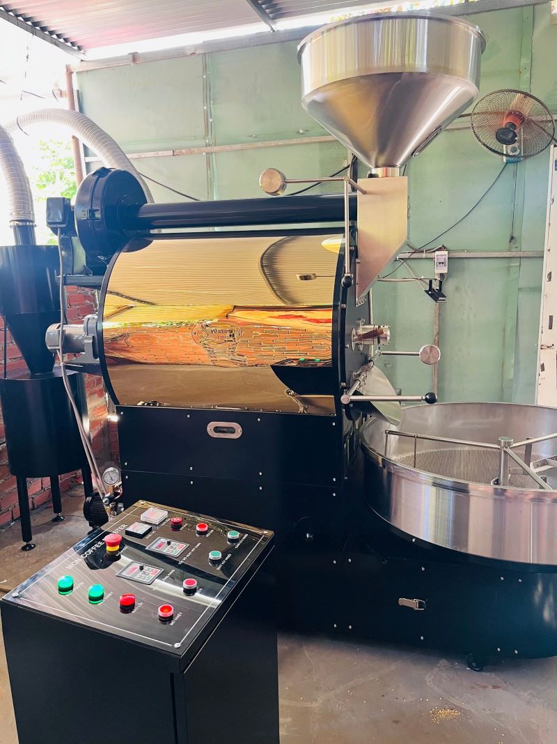 Bàn giao máy rang cà phê 60kg cho thương hiệu Vũ Nguyên Coffee tại Daklak