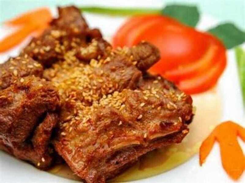 Dê nướng tảng