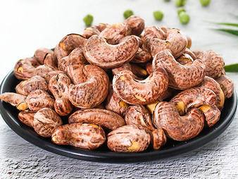 Hạt điều rang muối có vỏ - Nông Sản Gia Vị TH - Công Ty TNHH Xuất Nhập Khẩu Gia Vị TH