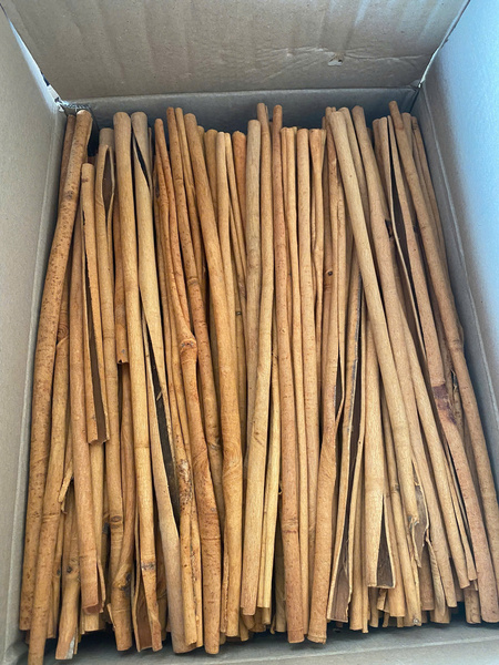 Quế sáo dài - Nông Sản Gia Vị TH - Công Ty TNHH Xuất Nhập Khẩu Gia Vị TH