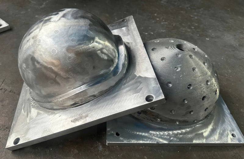 Khuôn mũ bảo hiểm