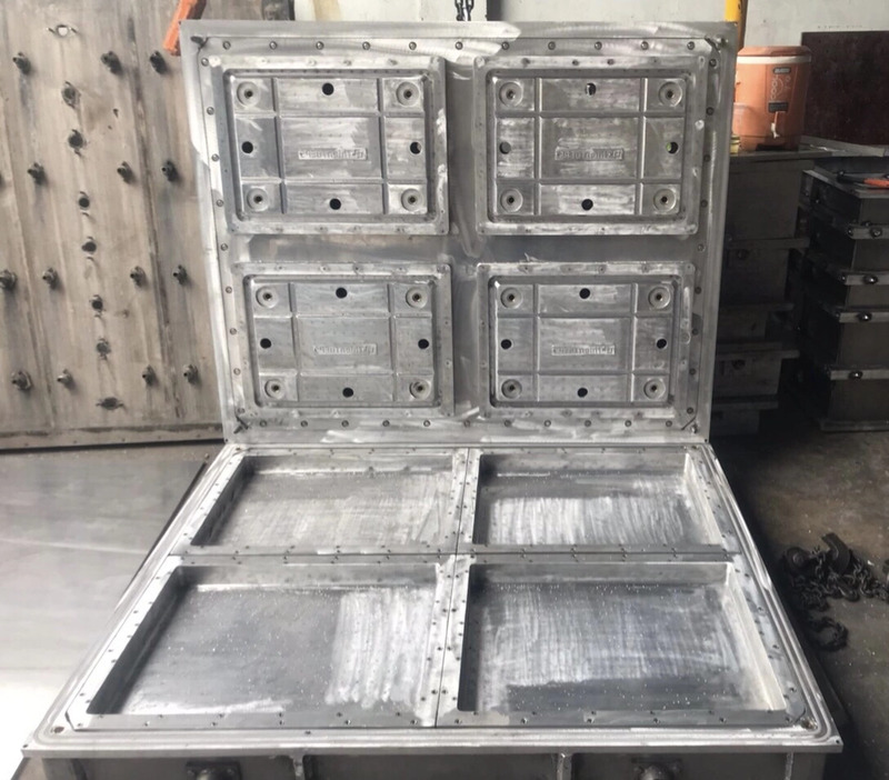 Khuôn nắp thùng mút xốp