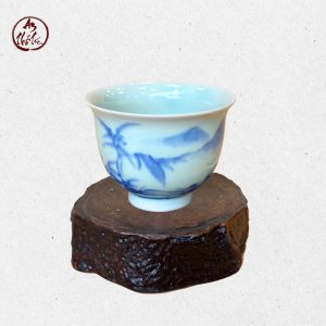Chén trà sứ vuốt vẽ tay