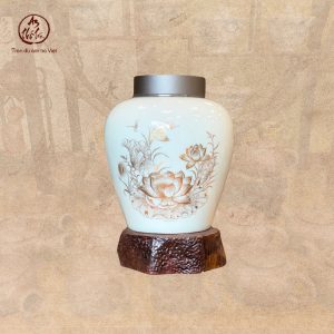 Hũ trà sứ hoa sen vàng 24K