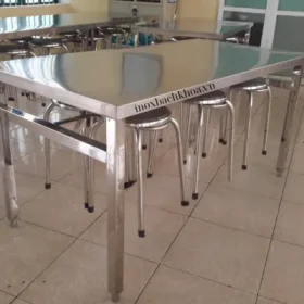 Bàn ghế inox 304 - Công Ty TNHH Sản Xuất Nội Thất Cơ Khí Bách Khoa