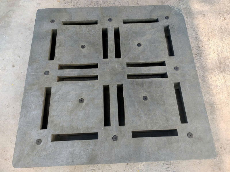 Pallet nhựa