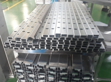 Gia công cắt Laser, chấn theo yêu cầu khách hàng