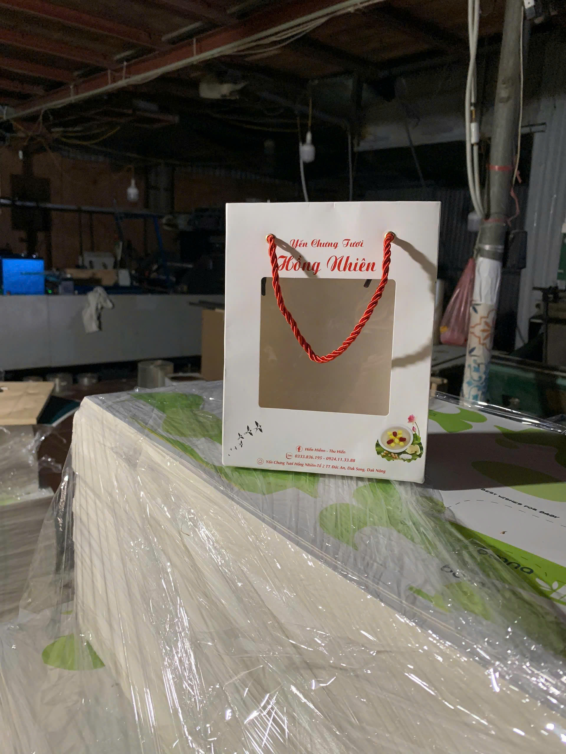 Sản xuất, thiết kế và in ấn túi giấy