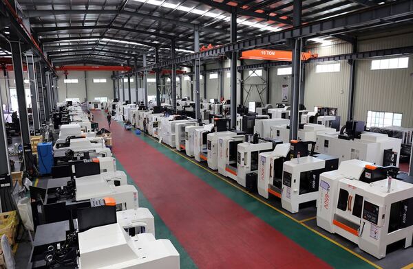 Nhà máy Cơ Khí Việt Trung - Máy Cơ Khí CNC Việt Trung - Công Ty TNHH Cơ Khí Việt Trung