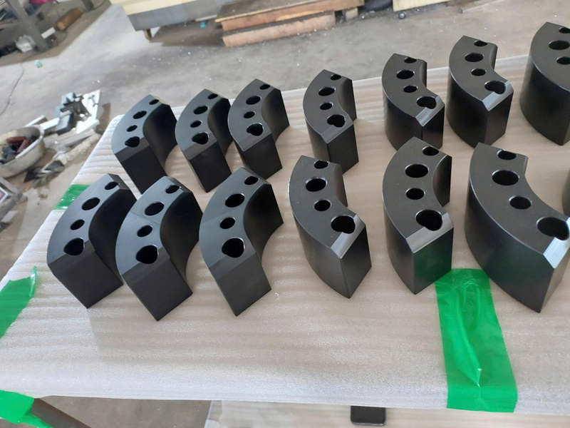 Gia công tiện miết CNC
