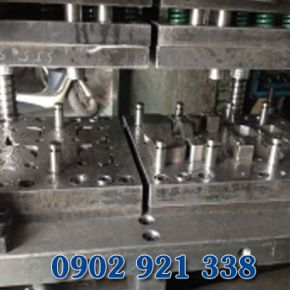 Gia công khuôn dập
