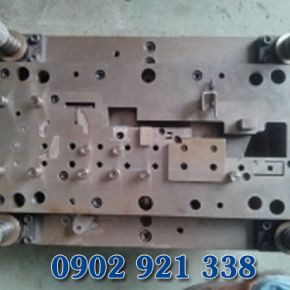 Gia công khuôn dập