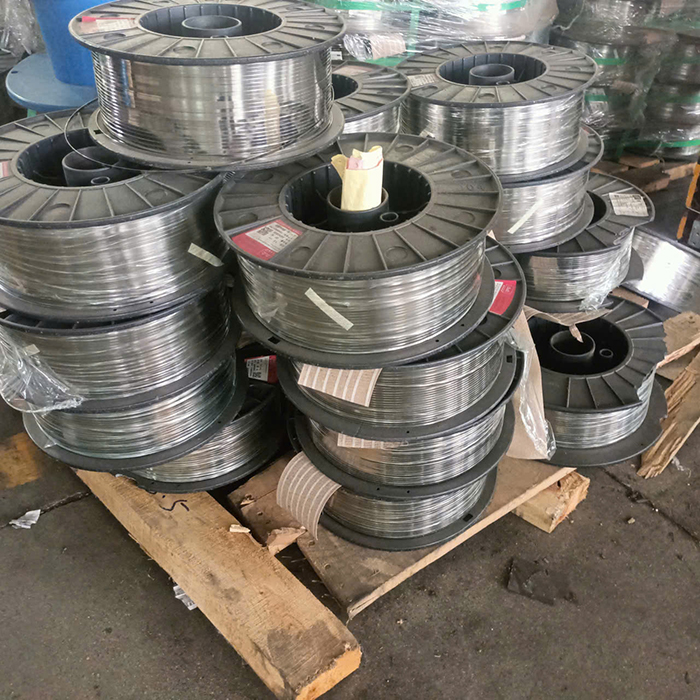 Kim loại nguyên liệu