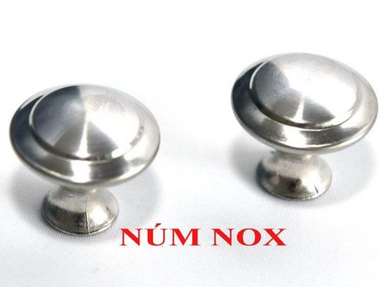 Núm Inox