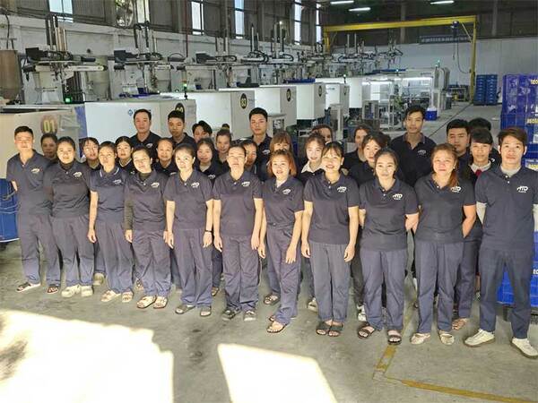 Đội ngũ nhân viên H&D Plastic - Gia Công Nhựa H&D Plastic - Công Ty Cổ Phần H&D Plastic