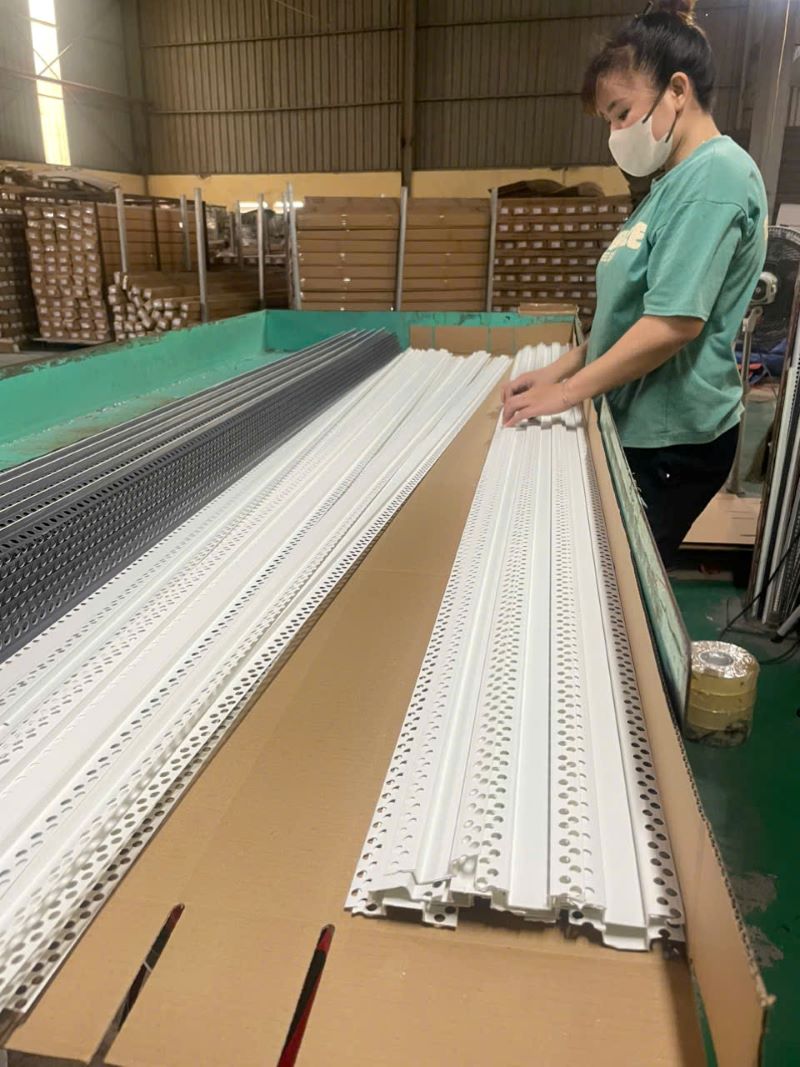  - Công Ty TNHH HYM Plastic Việt Nam