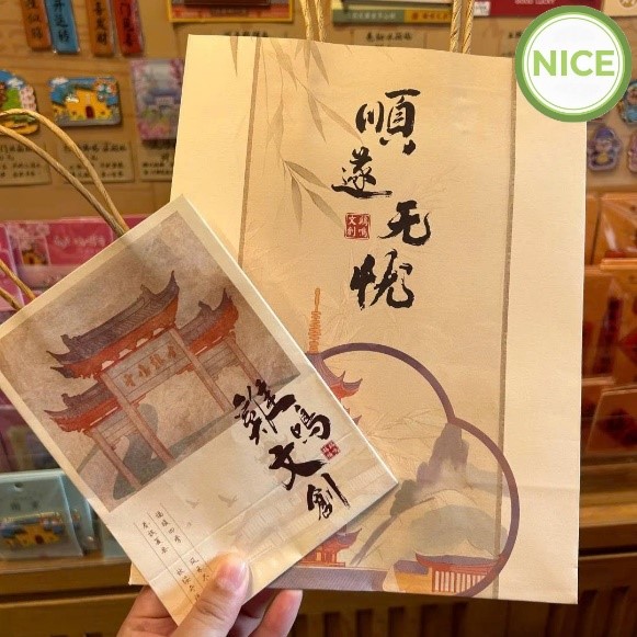 Túi giấy có quai xách tay - Bao Bì Giấy Và Nhựa Nice - Công Ty TNHH Quốc Tế Nice