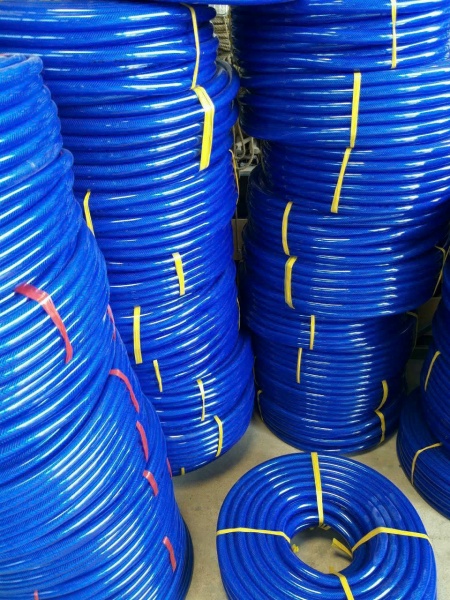 Ống nhựa PE dẻo xanh - Công Ty TNHH Sản Xuất Thương Mại Dịch Vụ Nhựa Phương Thịnh Phát