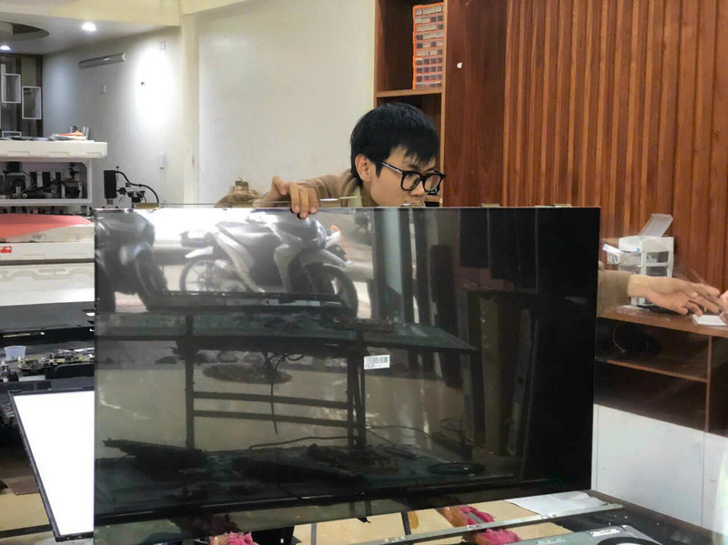 Dịch vụ sửa chữa đồ điện tử - Trung Tâm Điện Tử Nhật Tảo Center - Hộ Kinh Doanh Võ Nhật Linh