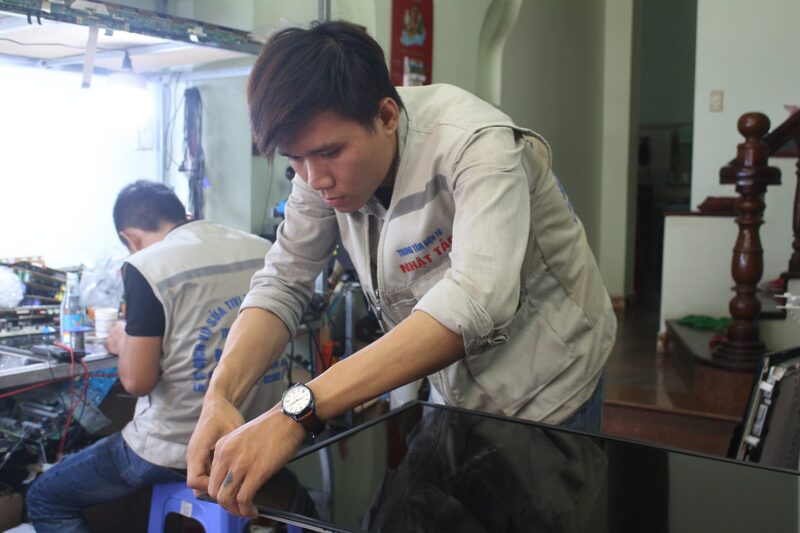Dịch vụ sửa chữa đồ điện tử - Trung Tâm Điện Tử Nhật Tảo Center - Hộ Kinh Doanh Võ Nhật Linh