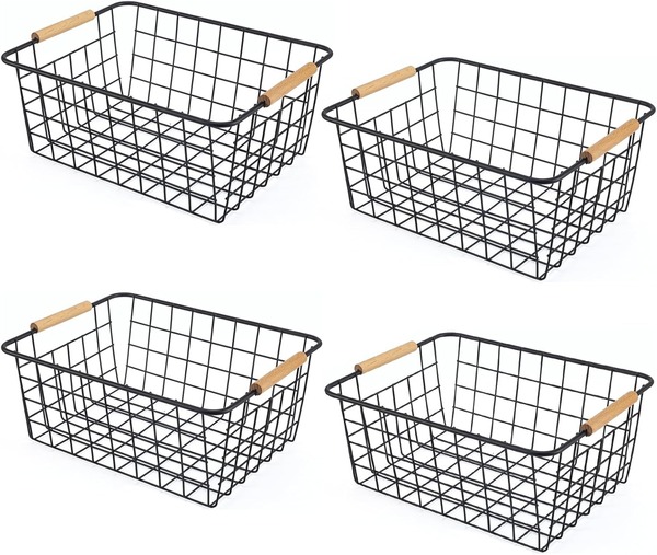 Bộ 2 giỏ lưới kim loại có tay cầm gỗ - Đồ Nội Thất Kim Loại Dòng Chảy Việt Nam - Công Ty TNHH Dòng Chảy Việt Nam