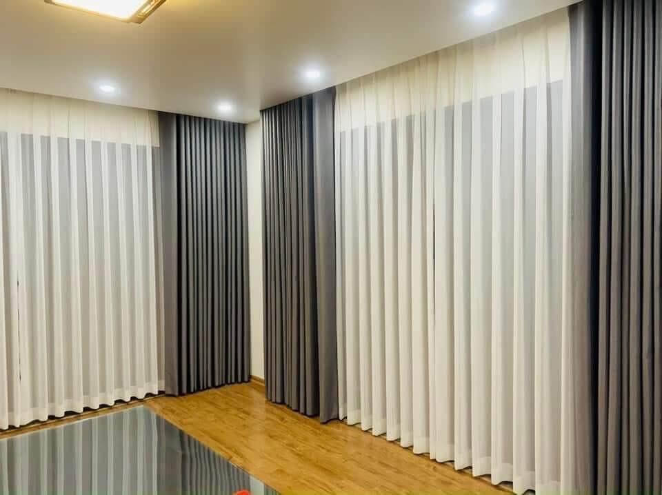 Rèm cửa sổ kéo ngang