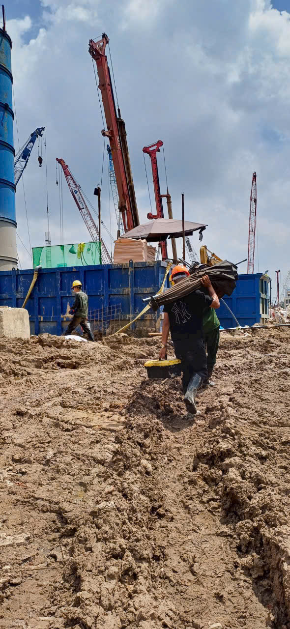 Dịch vụ sửa chữa máy xúc - Sửa Chữa Máy Xúc Khánh Nguyên - Công Ty TNHH Máy Công Trình Khánh Nguyên