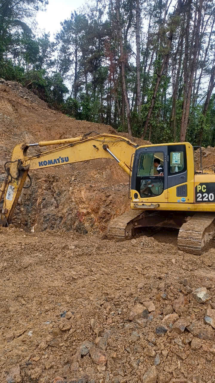 Dịch vụ sửa chữa máy xúc - Sửa Chữa Máy Xúc Khánh Nguyên - Công Ty TNHH Máy Công Trình Khánh Nguyên
