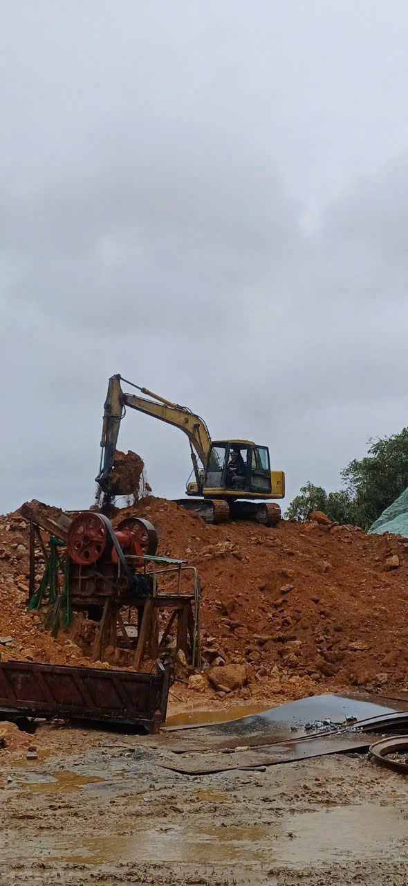 Dịch vụ sửa chữa máy xúc - Sửa Chữa Máy Xúc Khánh Nguyên - Công Ty TNHH Máy Công Trình Khánh Nguyên