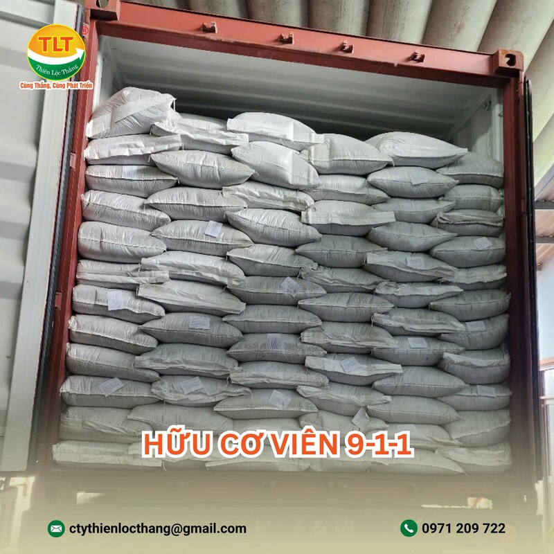 Hình ảnh vận chuyển phân bón