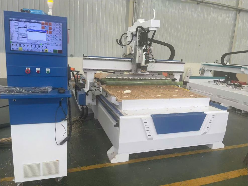 Máy CNC - Máy Chế Biến Gỗ IMA CNC - Công Ty TNHH TM & XNK Máy Móc Thiết Bị IMA CNC