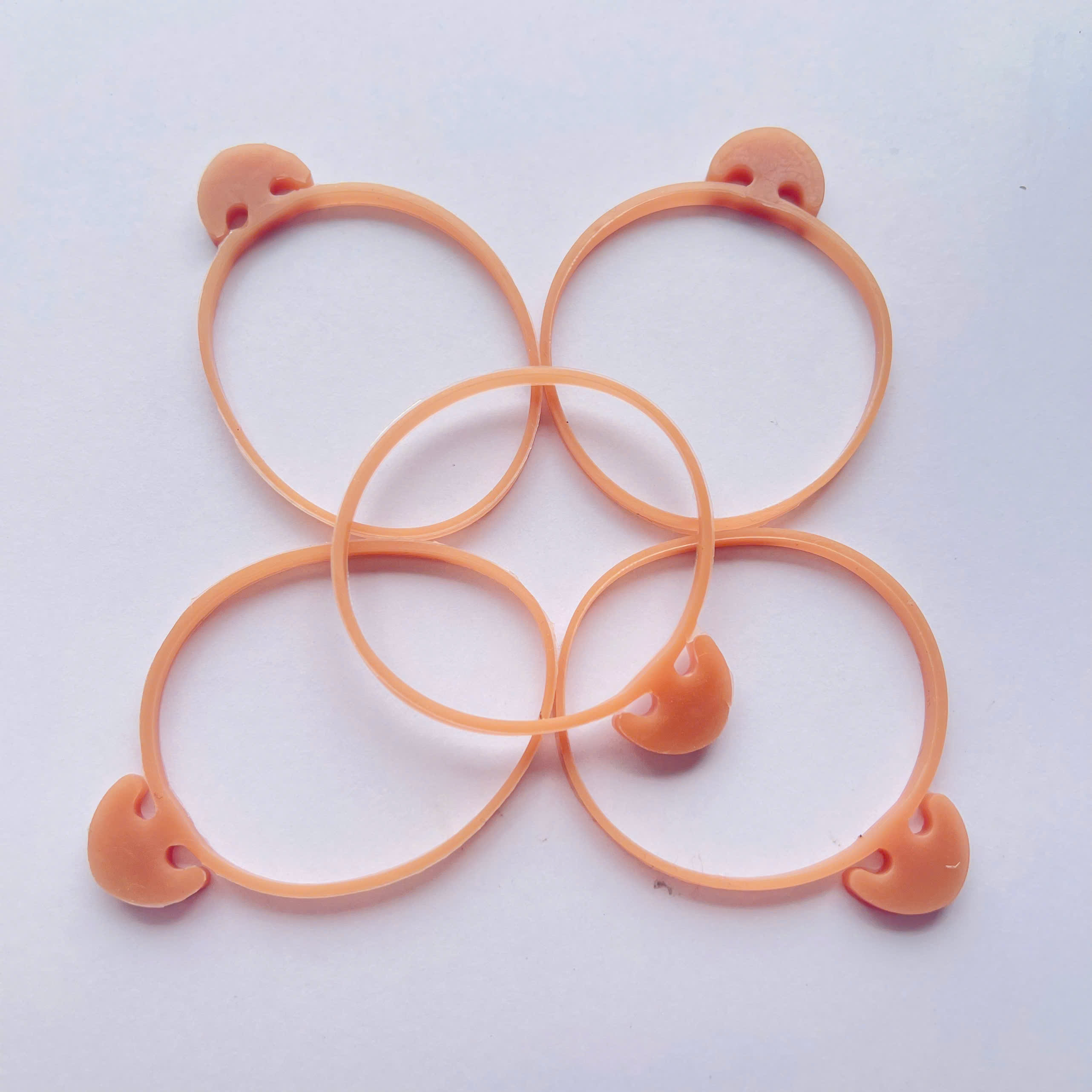Dây đeo đồng hồ silicone - Công Ty TNHH Sản Xuất Và Thương Mại TKV Hà Nội