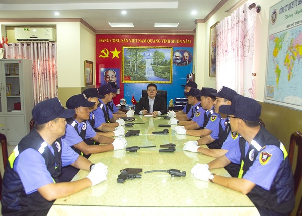Đào tạo và cung cấp nhân sự