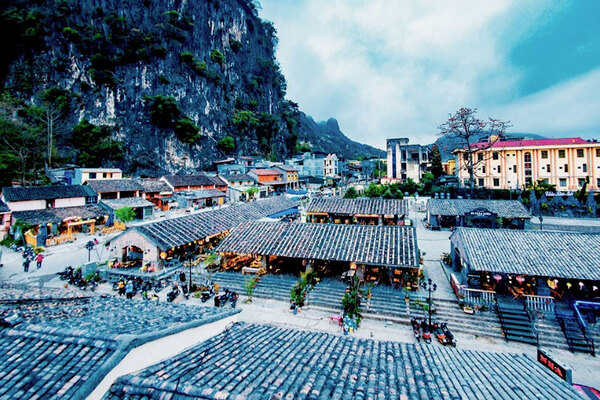 Phố cổ Đồng Văn - Loop Tours - Công Ty TNHH Thương Mại Và Đầu Tư An Nhiên Group