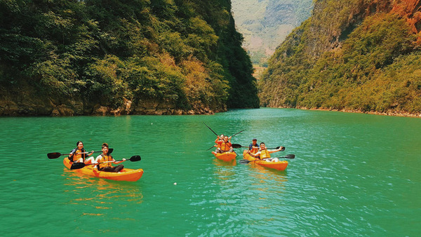 Sông Nho Quế - Loop Tours - Công Ty TNHH Thương Mại Và Đầu Tư An Nhiên Group