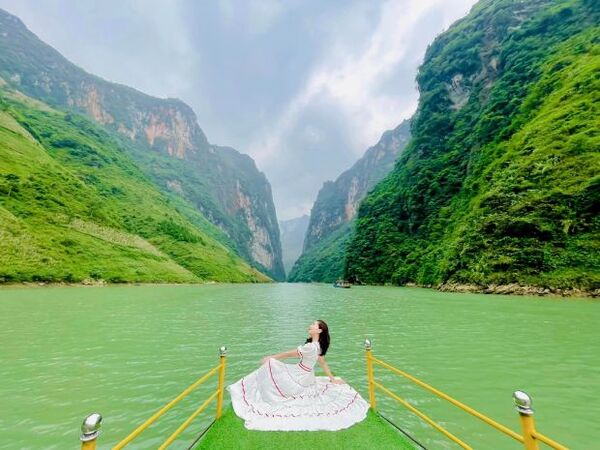 Sông Nho Quế - Loop Tours - Công Ty TNHH Thương Mại Và Đầu Tư An Nhiên Group