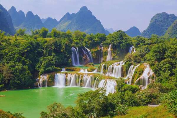 Thác Bản Giốc - Loop Tours - Công Ty TNHH Thương Mại Và Đầu Tư An Nhiên Group